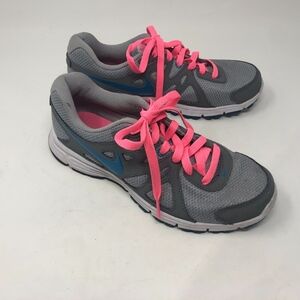Nike Revolution 2 Sneaker Gray Blue Pink 7